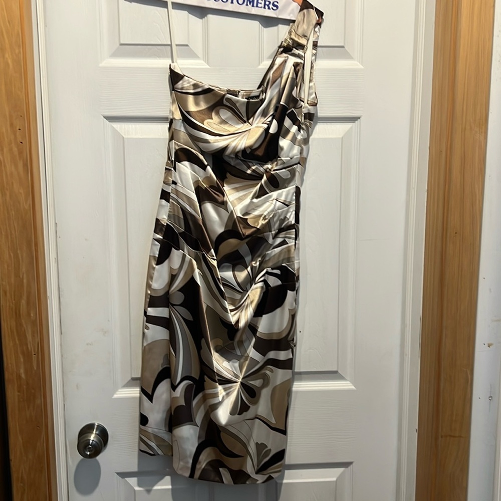 Le chateau dress